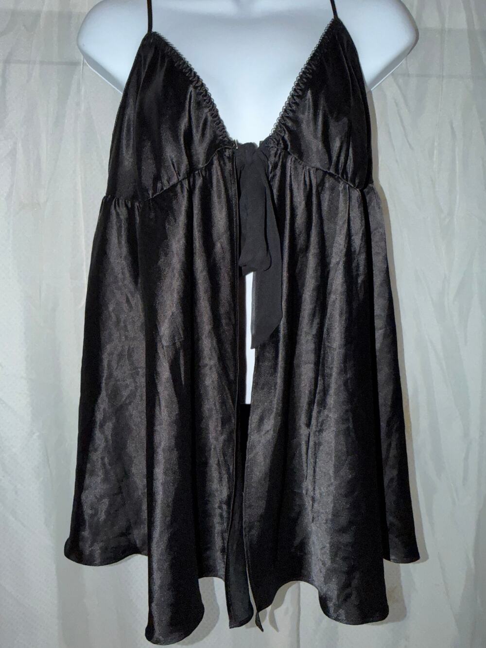 Vintage Victoria’s Secret Black Satin Babydoll Camisole Size Large